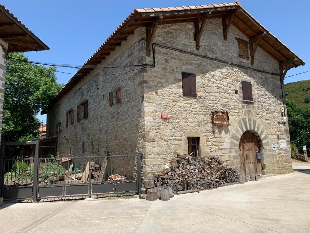 Casa Rural Ardantzena Ardaiz Exterior photo